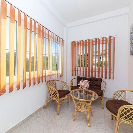 Gorgeous Apartment In Marina With Wifi Экстерьер фото